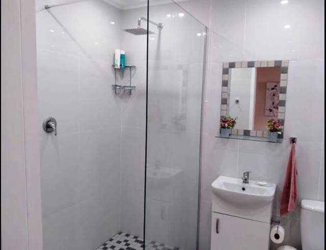 2 BEDROOM APARTMENT RENTED IN ST GEORGES PARK